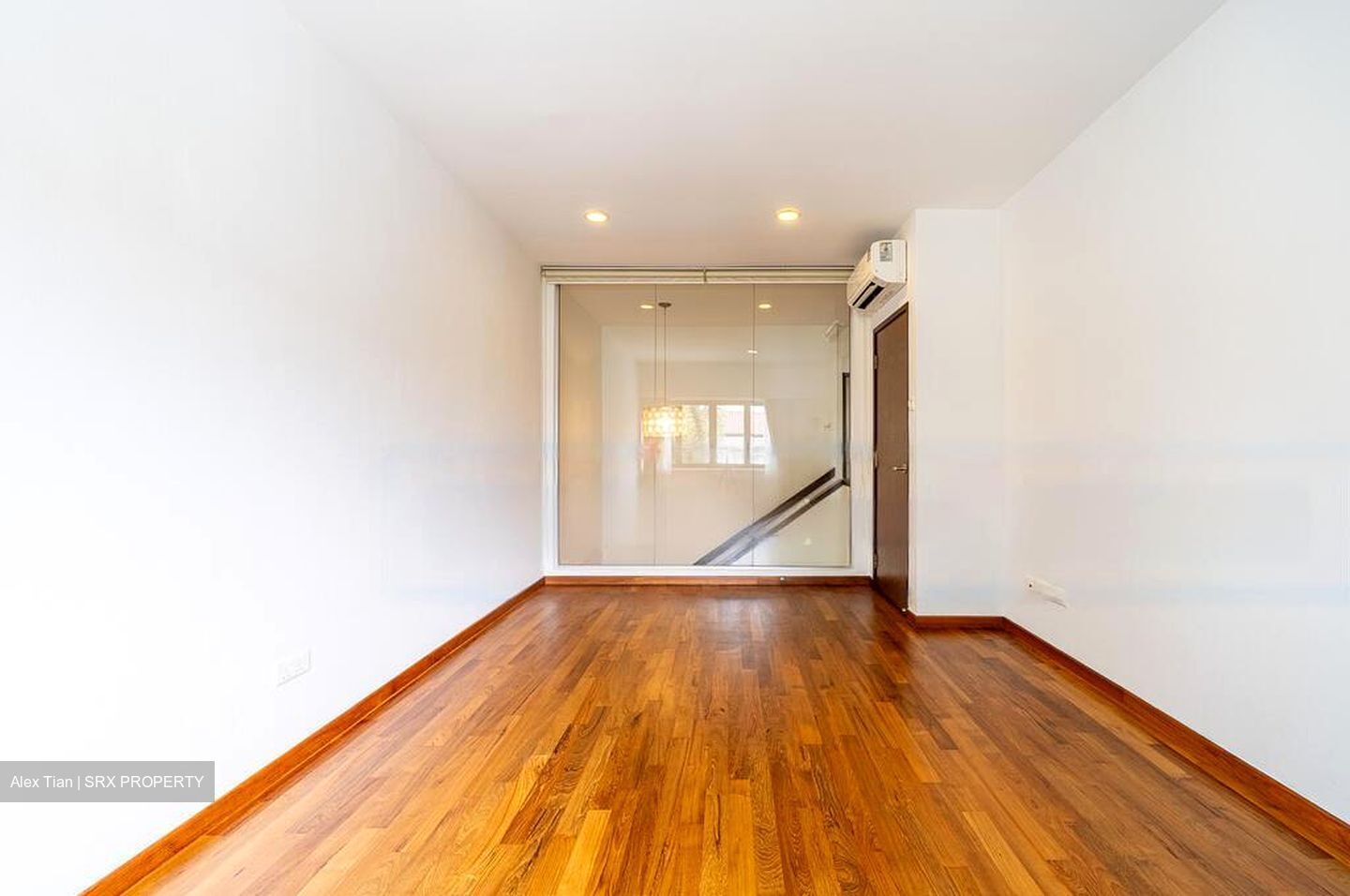 Seletar Hills Estate (D28), Terrace #538493641